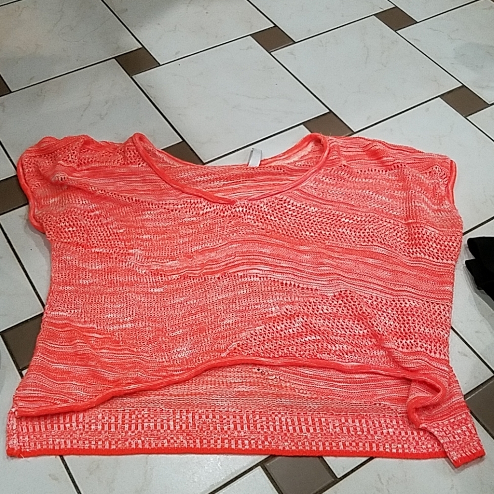 Cropped knit sweater tshirt